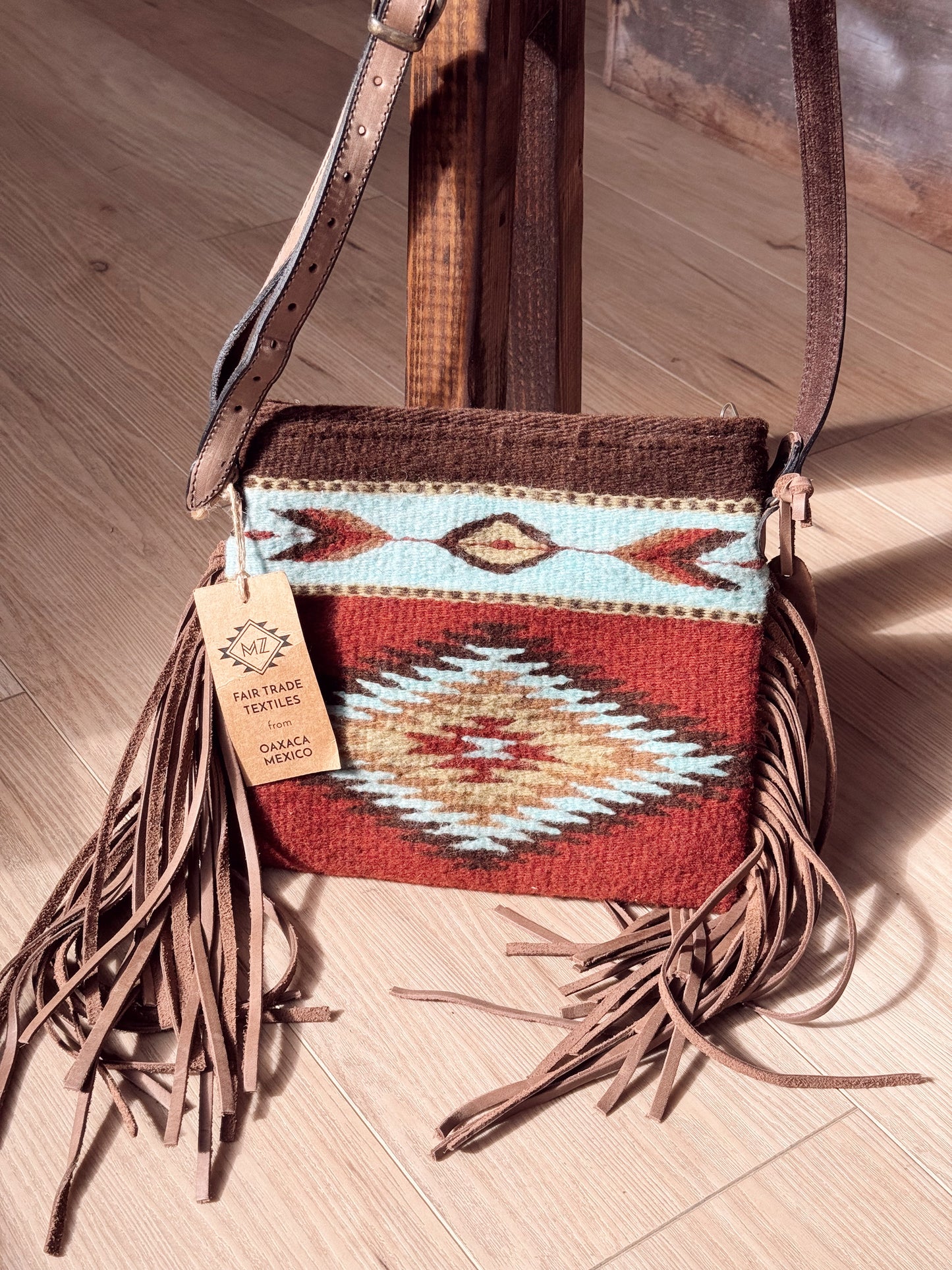MZ Zapotec Fringe Crossbody – Coloration Pattern