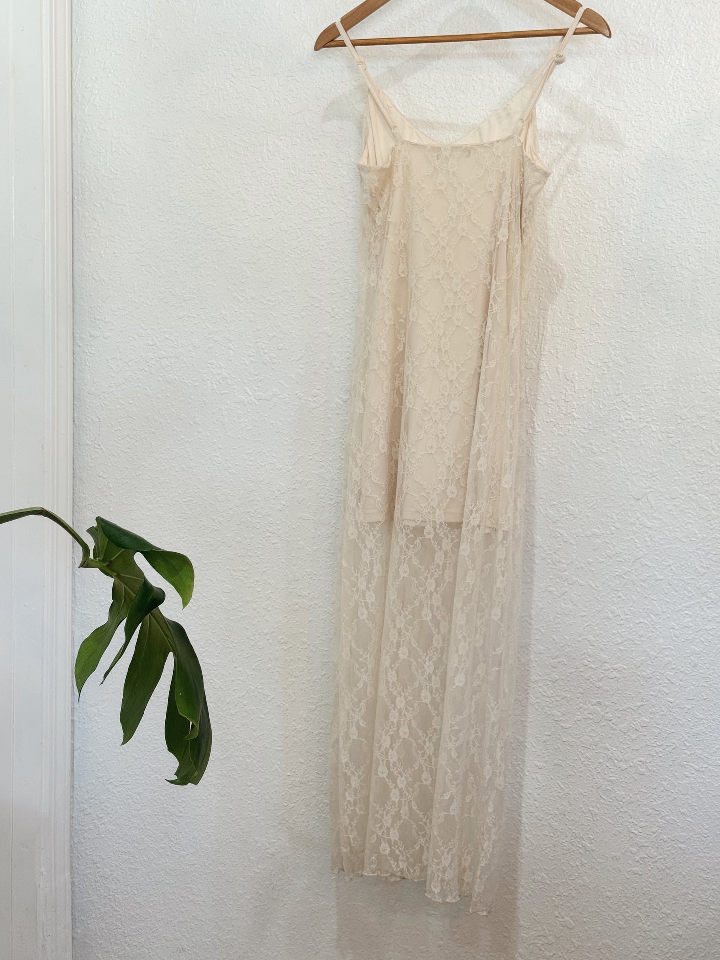 Sincerely Jules Denim Vest & Lace Maxi Dress Set – Size M