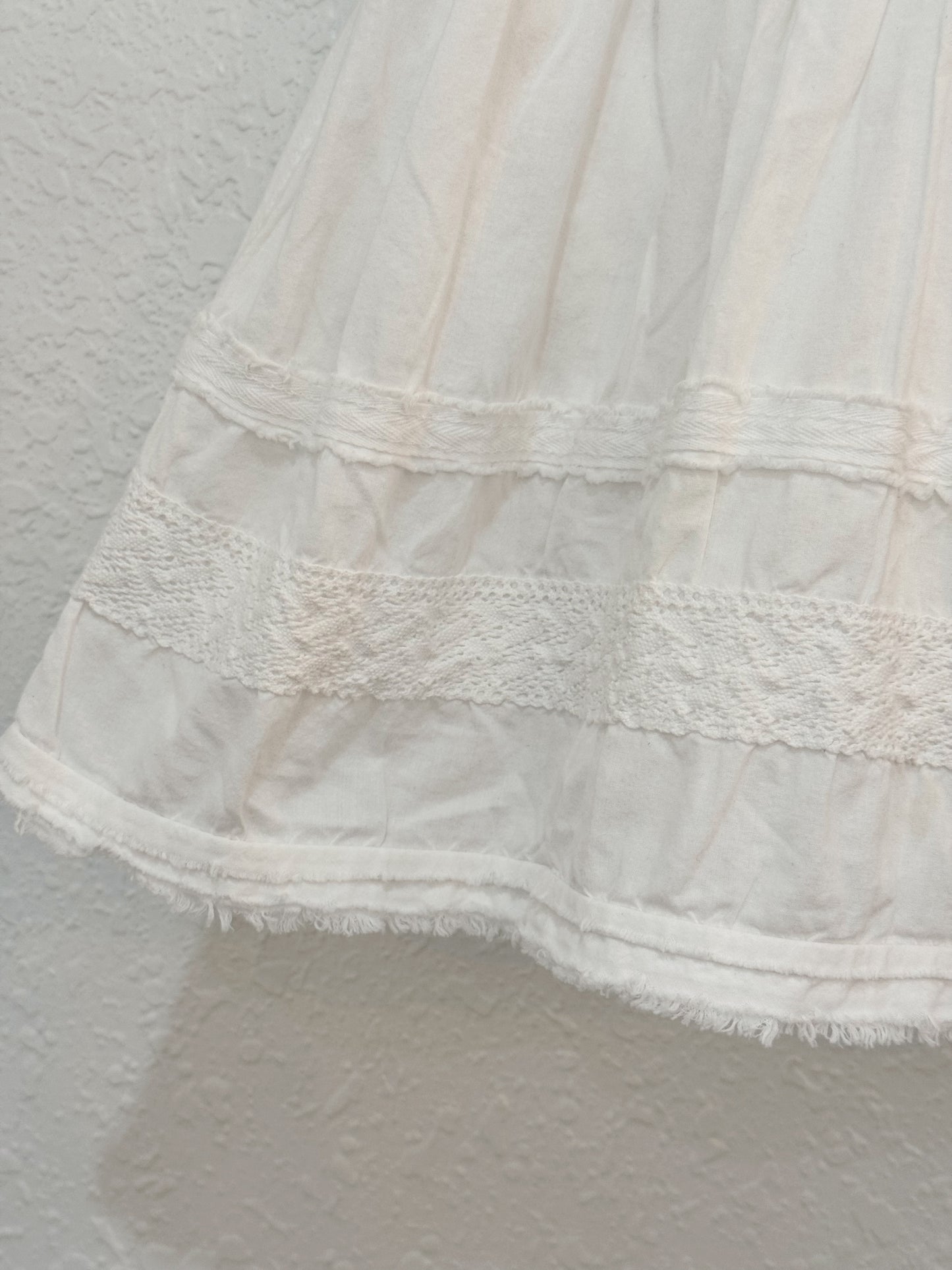 Abercrombie & Fitch White Boho Cotton Mini Skirt – Size Small