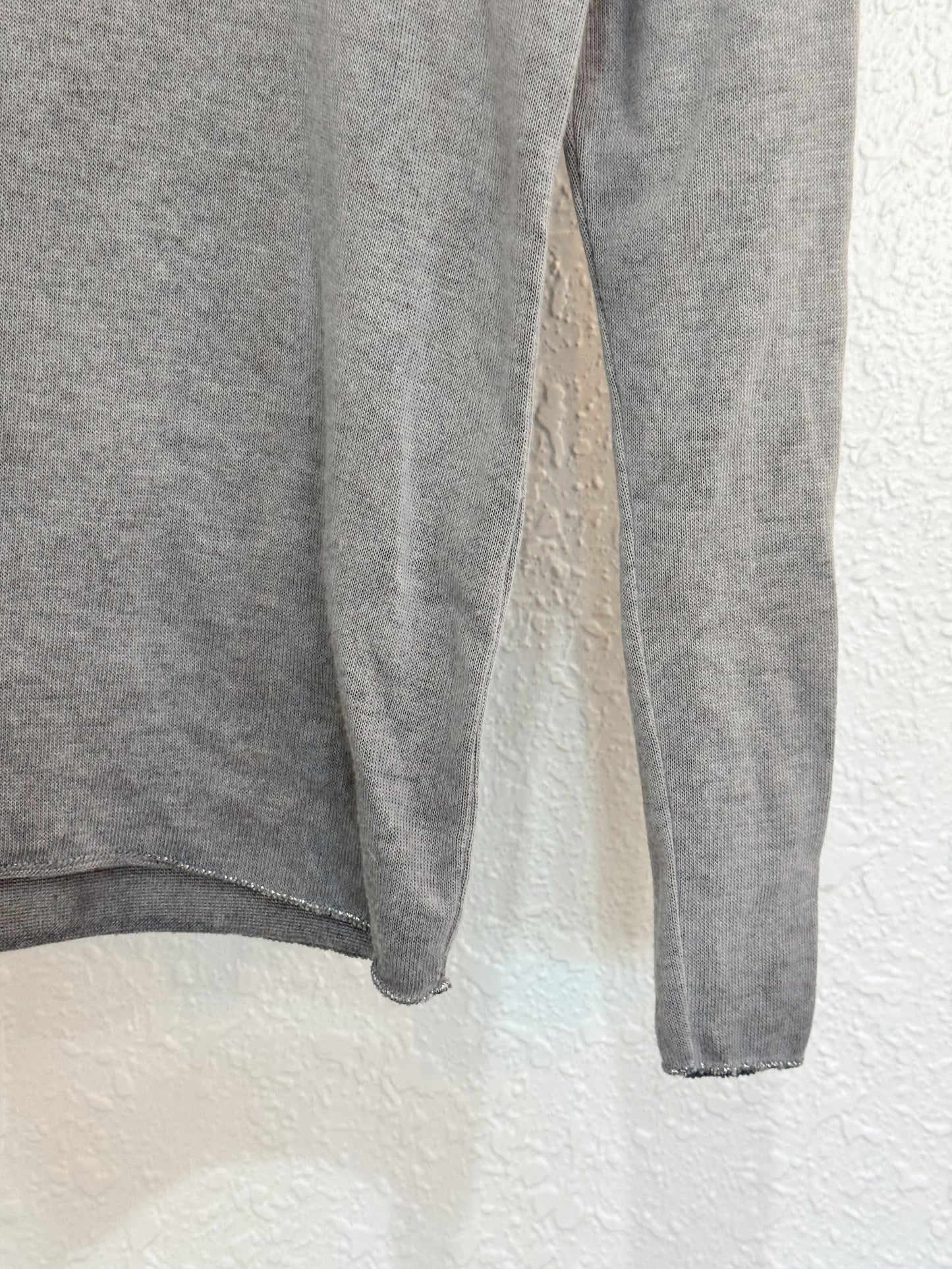 Made in Italy Grey V-Neck Lightweight Sweater – M/L