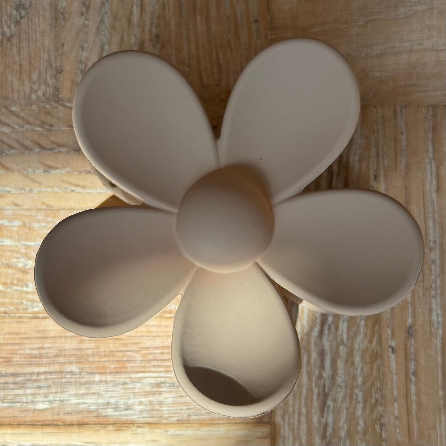 Beige Bloom Flower Claw Clip