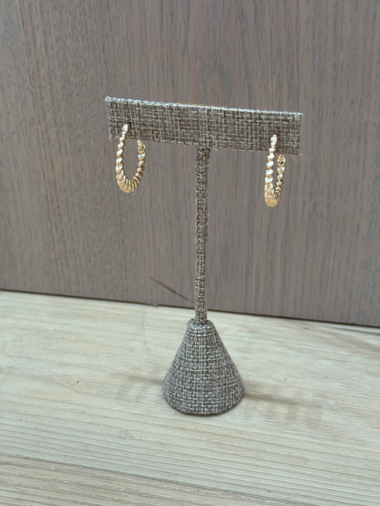 Twist & Shine Hoops – 14k Gold Plated