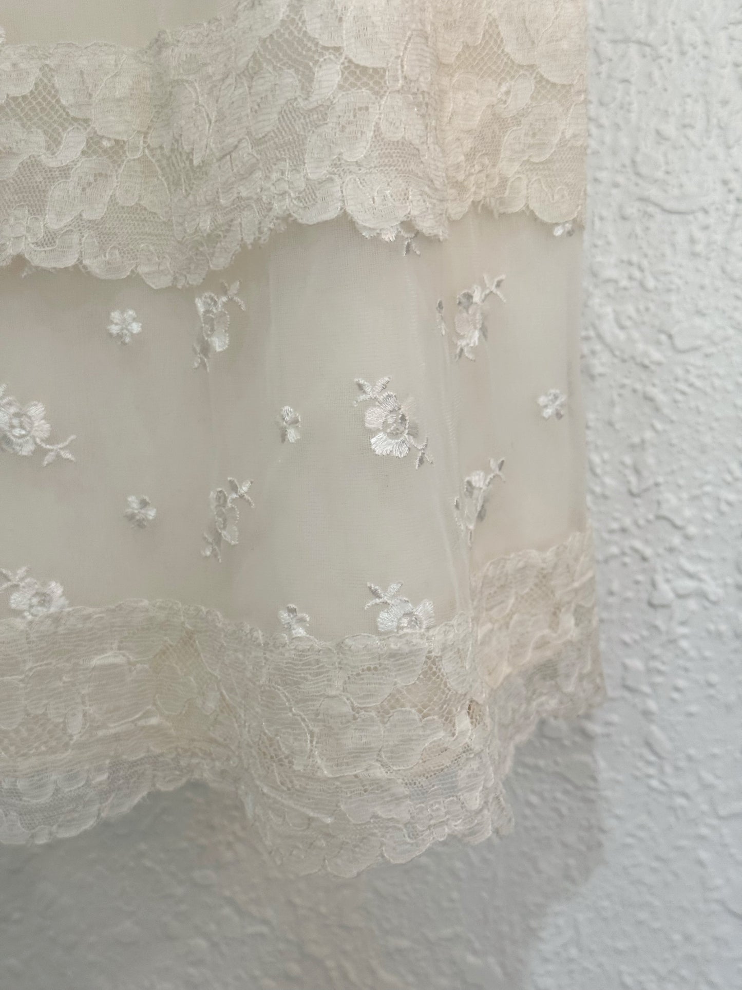 Sunlit Bloom Embroidered Skirt – Pre-Loved - SIZE SMALL