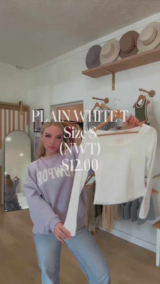 White Scoop Neck Long Sleeve Tee – Size S (Pre-Loved)