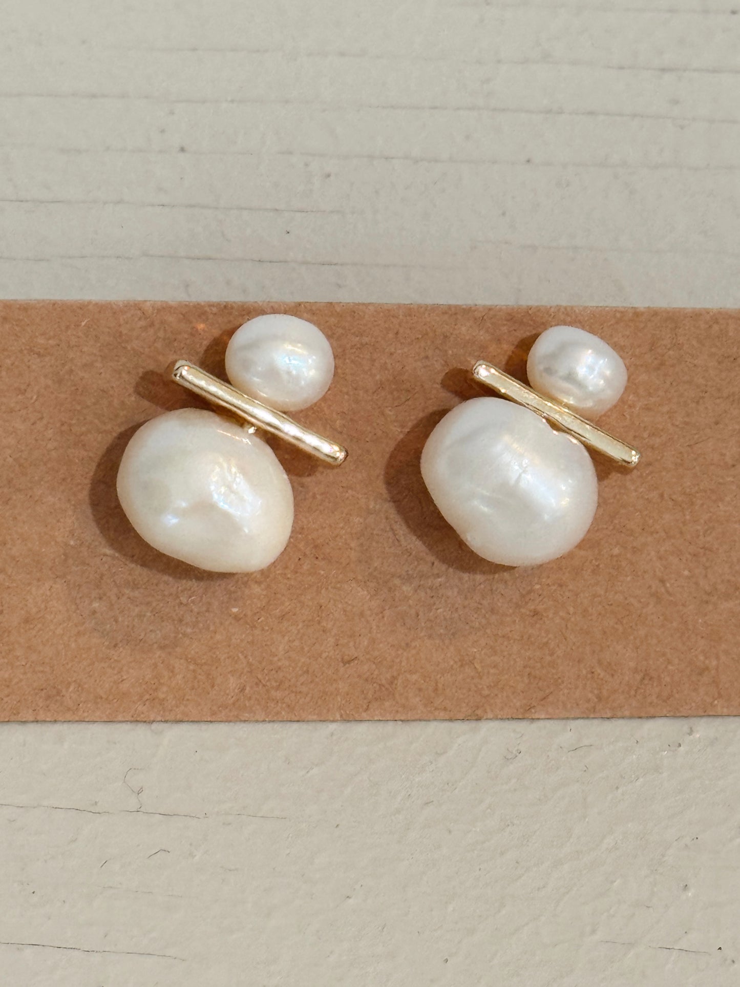 14kt Gold Plated Bar Stud Earrings with Freshwater Pearls