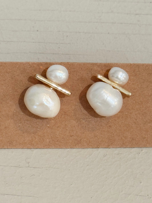 14kt Gold Plated Bar Stud Earrings with Freshwater Pearls