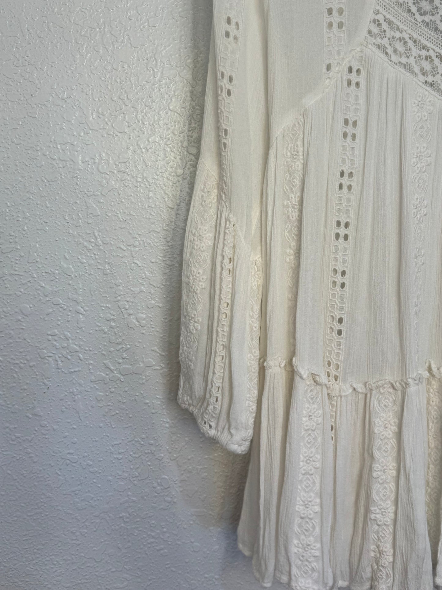 Free People Ivory Embroidered Boho Tunic – Size S