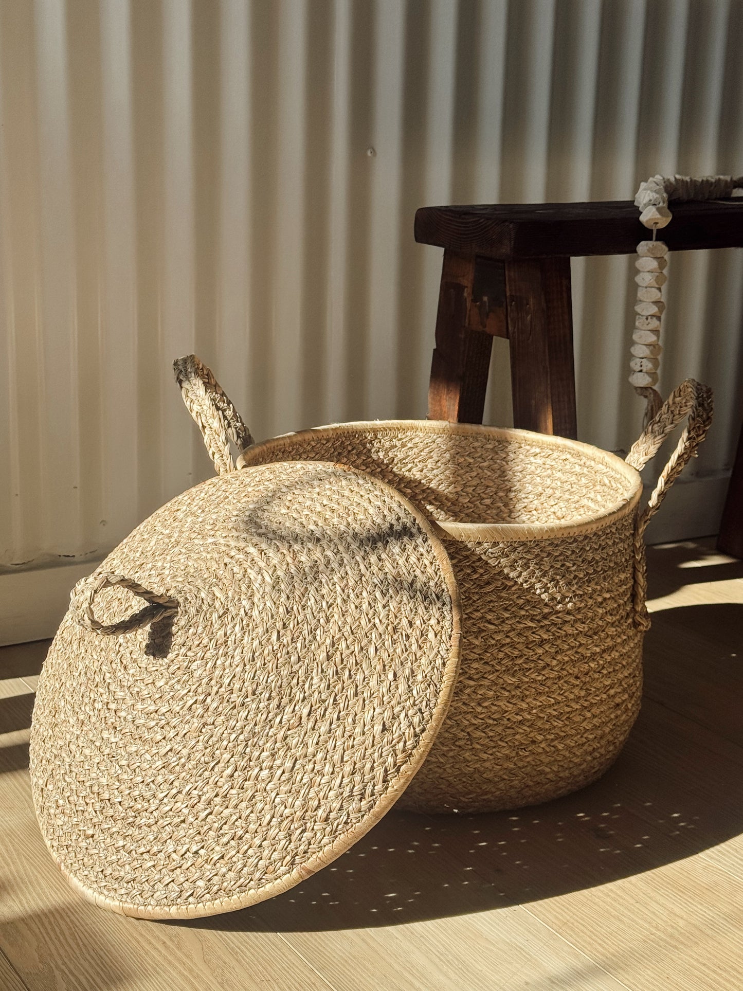 handwoven lidded basket (Small)