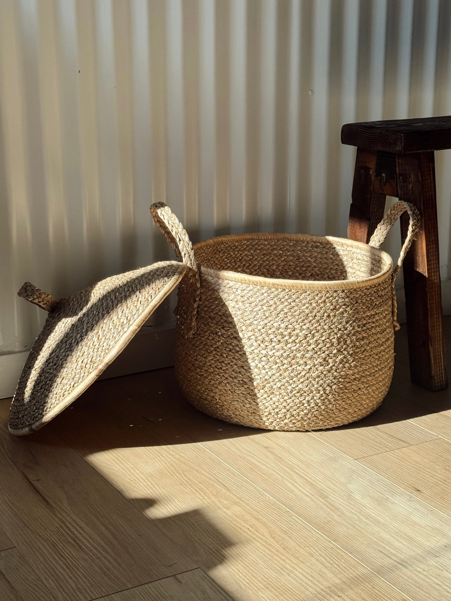 handwoven lidded basket (Small)